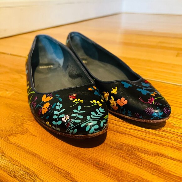 CAMPER TWS Leather Ballet Flats Shoes Flowers Embroidered Insects Ladies Euro 38 - Picture 6 of 16